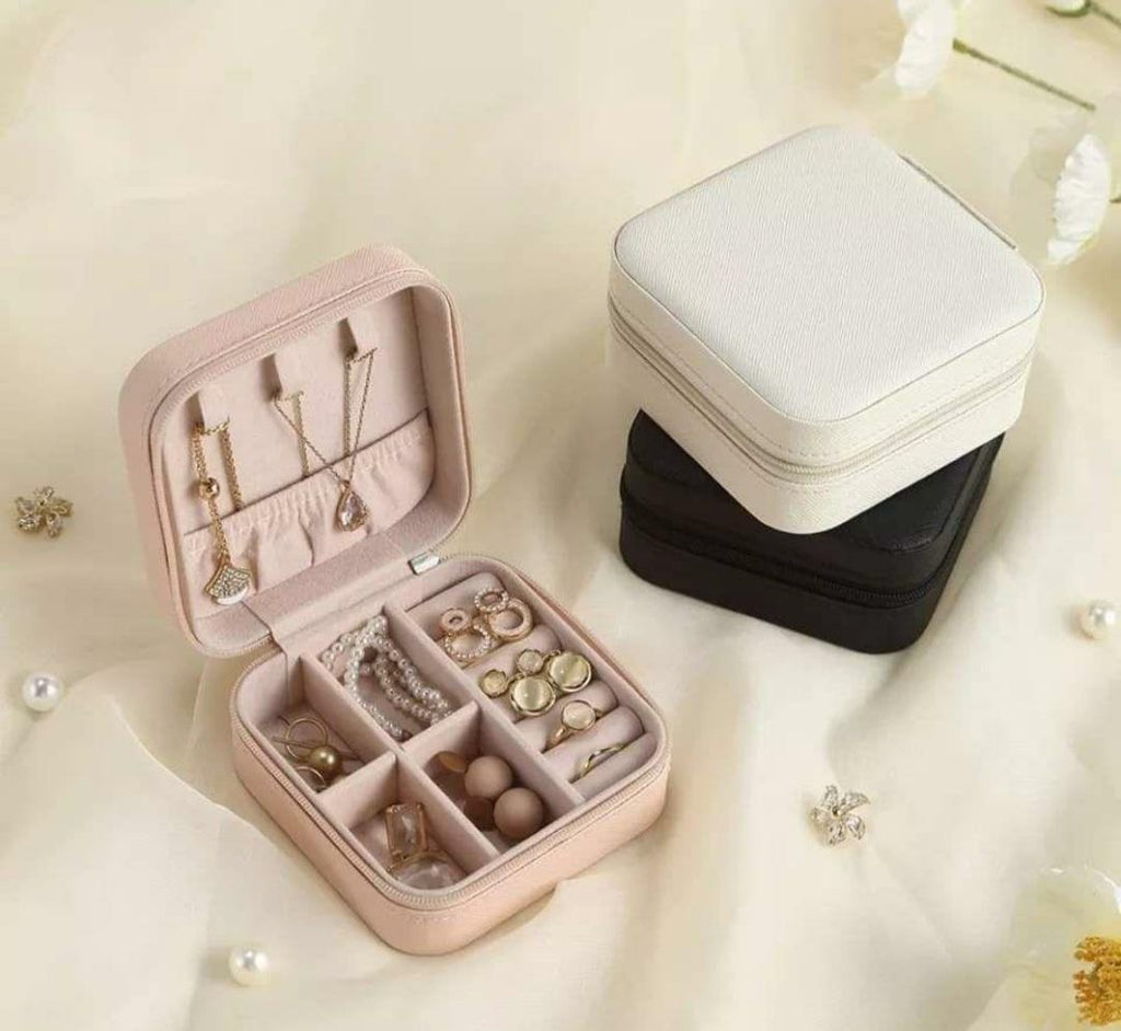 Small Jewellery Box Organizer – Modern Compact Storage Case in Pink, White & Black